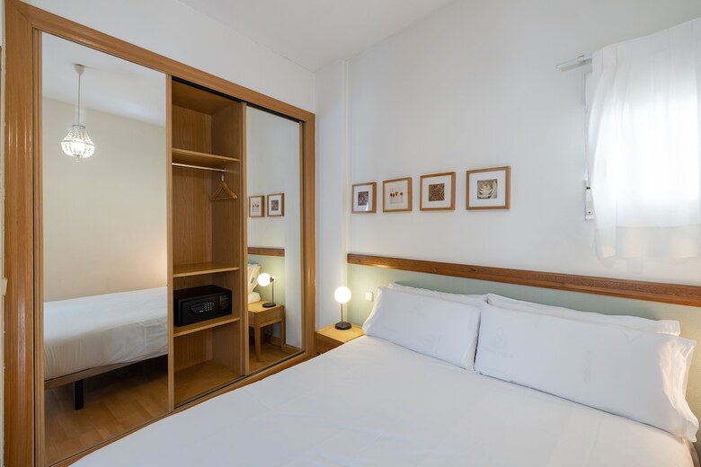 Aparthotel Oriente Suites