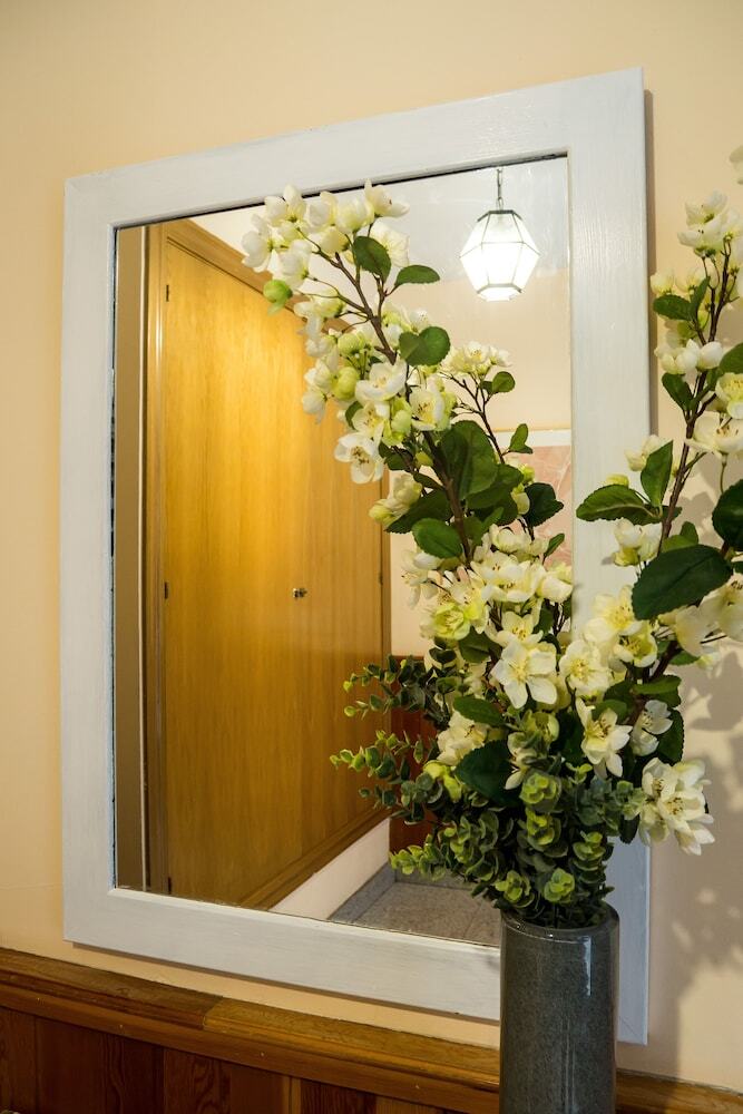 Aparthotel Oriente Suites