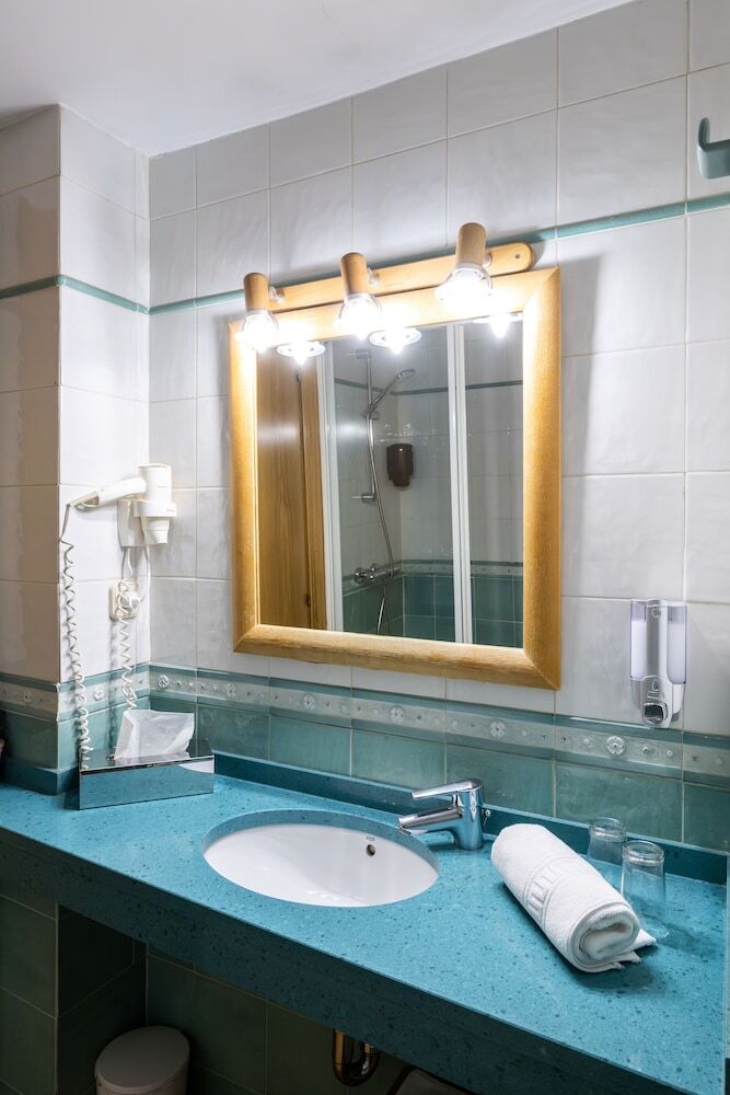 Aparthotel Oriente Suites