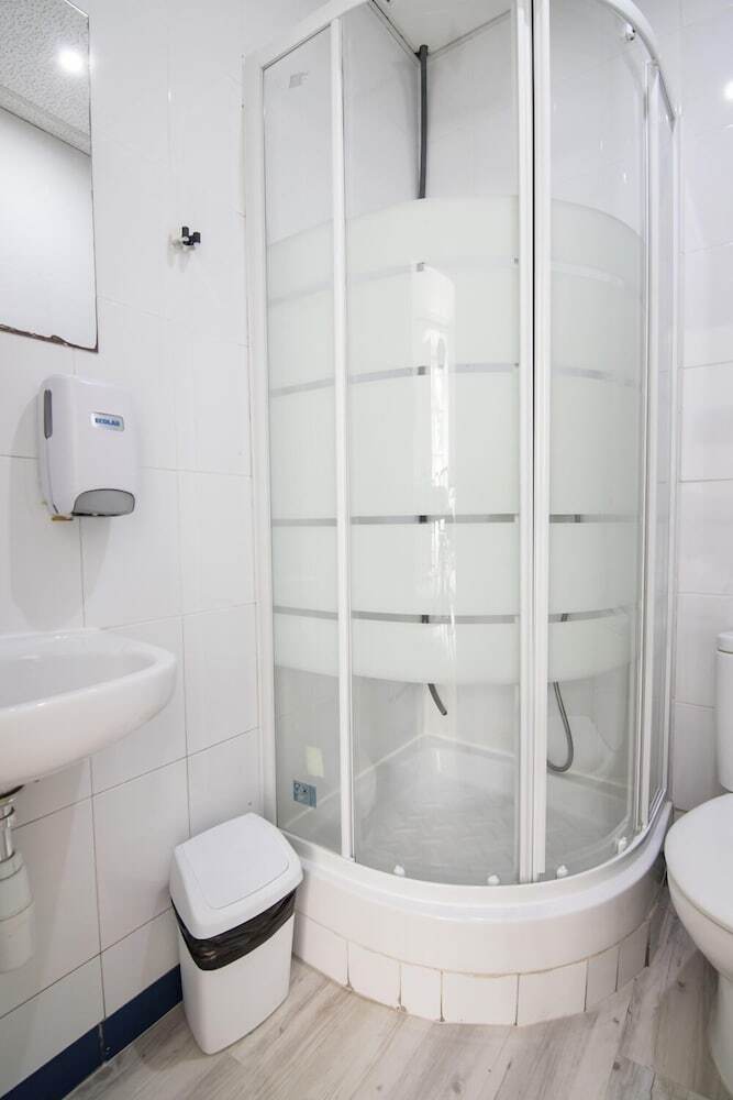 Hostal Way Hostel Madrid