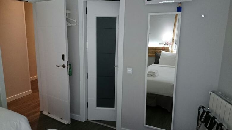 Diezmadrid Hostal