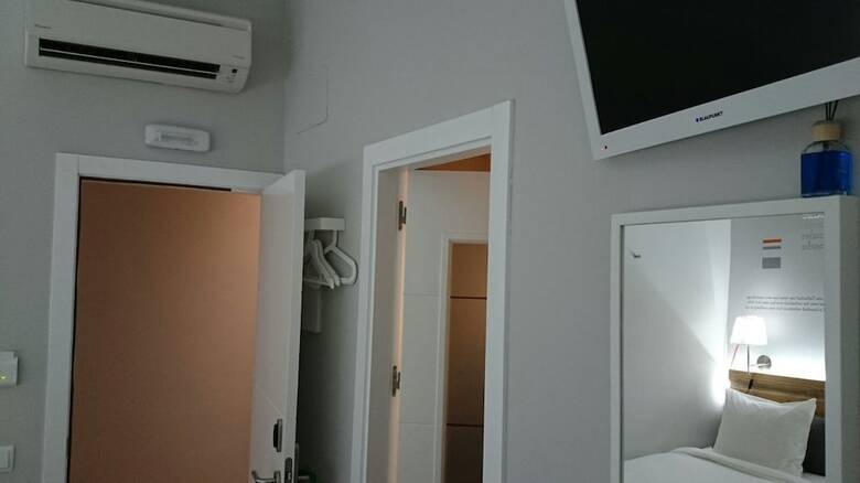 Diezmadrid Hostal