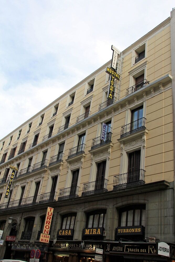 Hostal Victoria III
