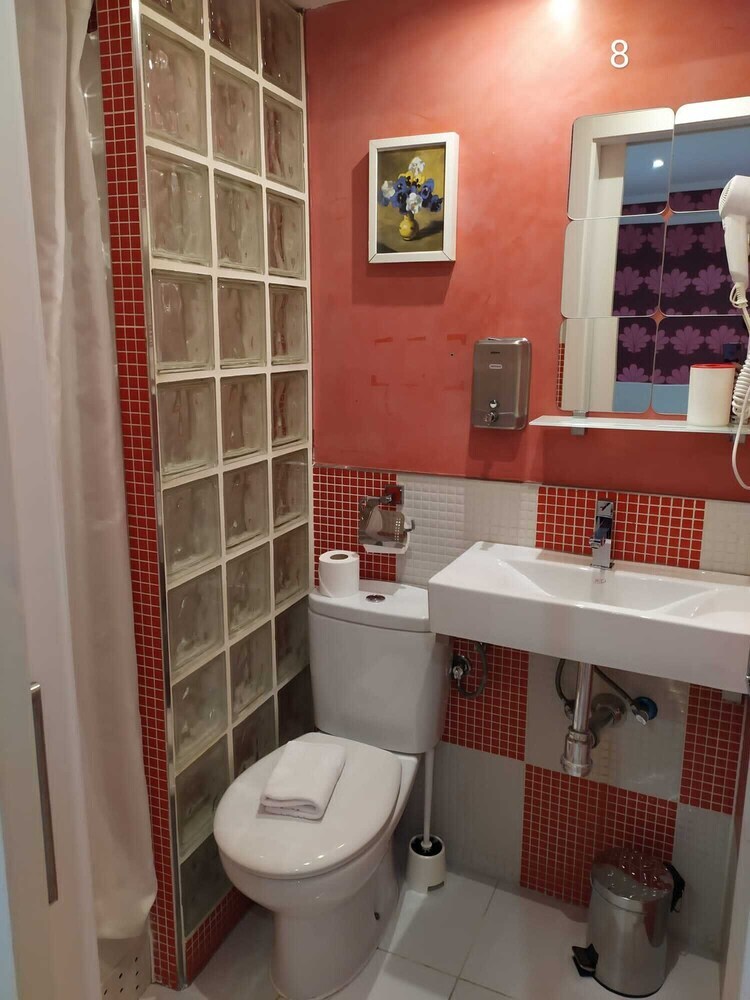 Hostal Madrid Inn