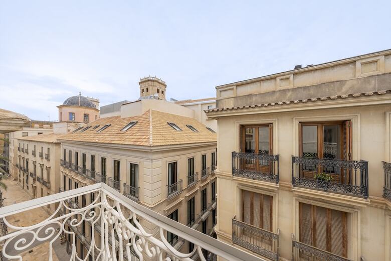 Hotel Tandem P�rtico Alicante Suites