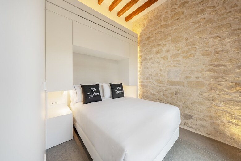 Hotel Tandem P�rtico Alicante Suites