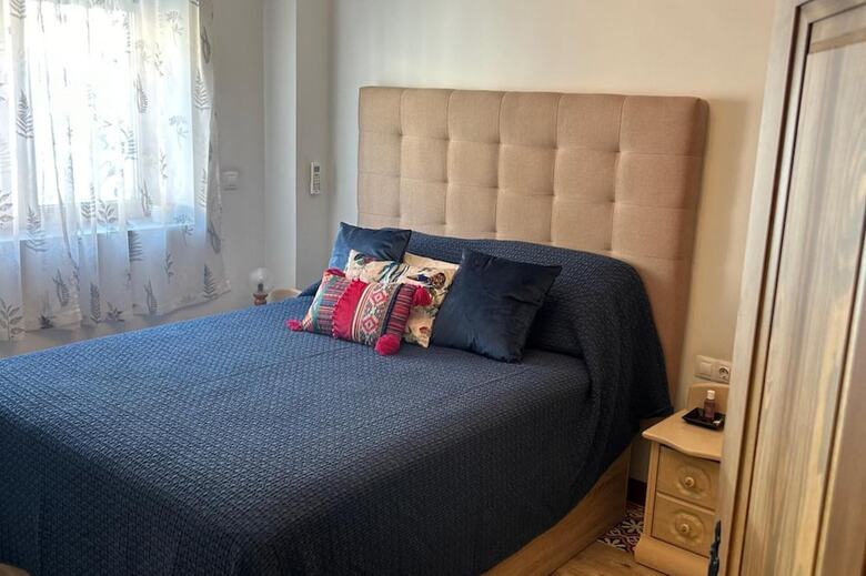Residencia House -sleeps6, Pet Friendly, Garden, Fireplace