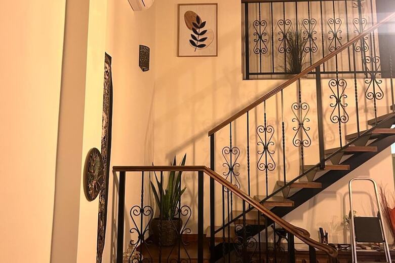 Residencia House -sleeps6, Pet Friendly, Garden, Fireplace