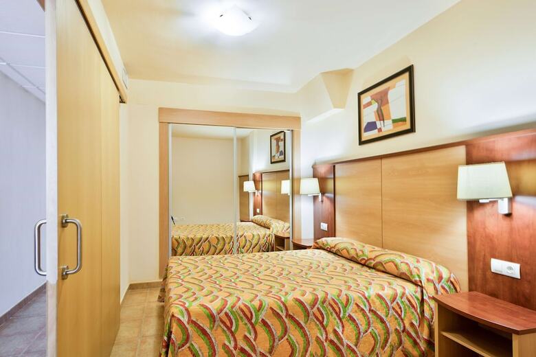 Aparthotel Apartamentos Best Alcazar