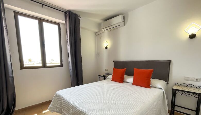 Hotel Micaela Charming Hostal