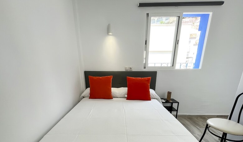 Hotel Micaela Charming Hostal