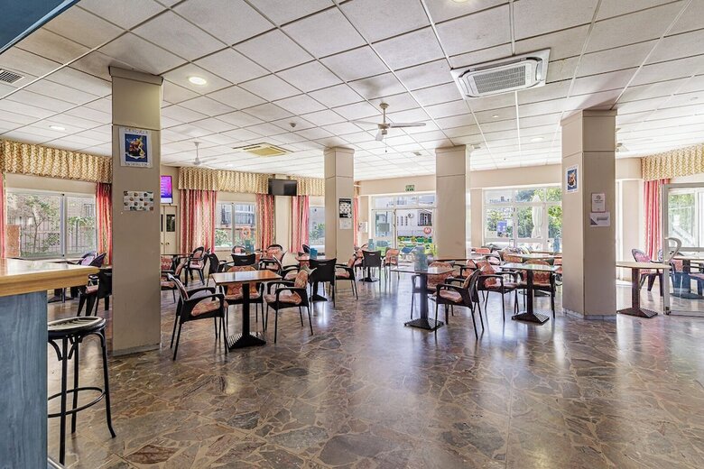 Aparthotel Apartamentos Doramar