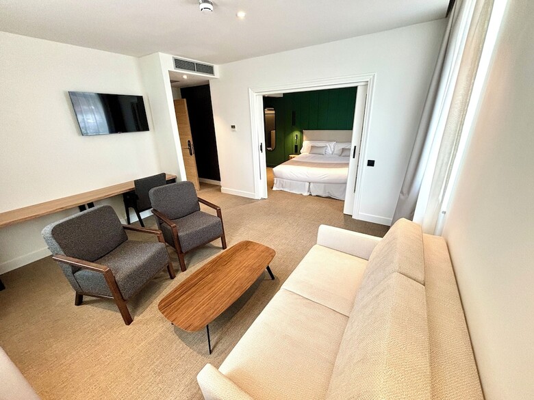 Hotel Mondrag�n