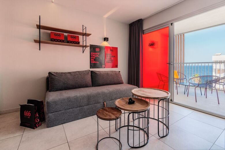 Aparthotel Ryans Ibiza Apartments - Adults Only