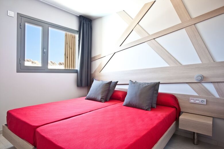 Aparthotel Ryans Ibiza Apartments - Adults Only
