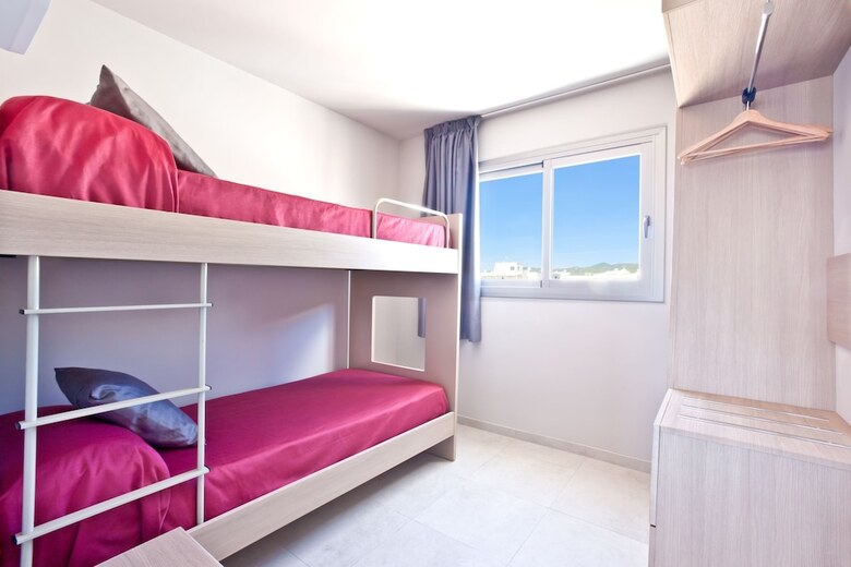 Aparthotel Ryans Ibiza Apartments - Adults Only
