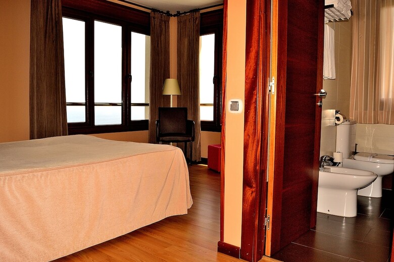Hotel La Colina