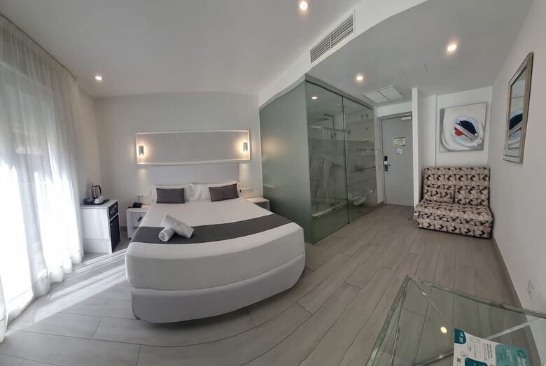 Hotel Clopy Rocamar