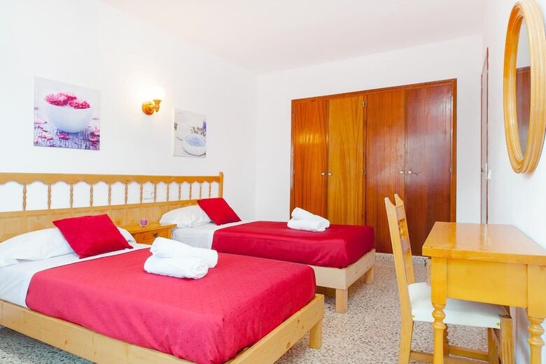 Aparthotel Apartamentos Puet