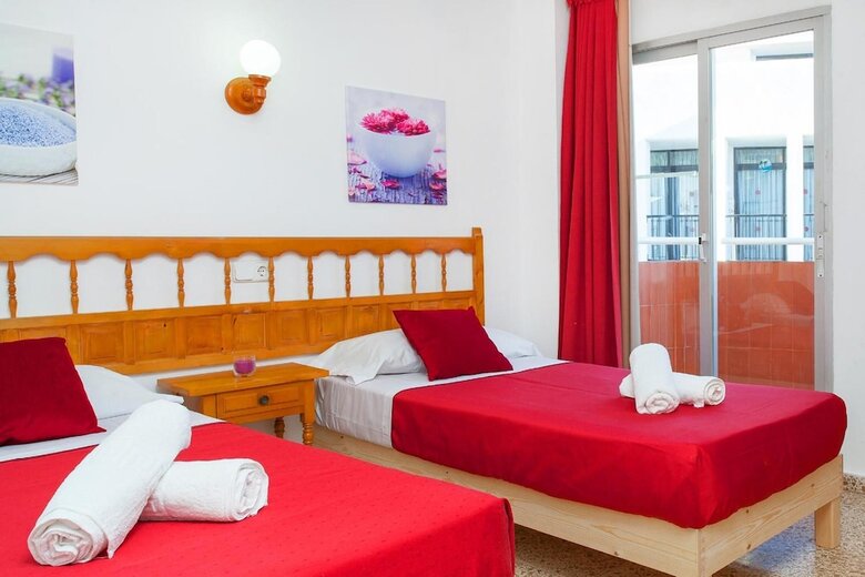 Aparthotel Apartamentos Puet