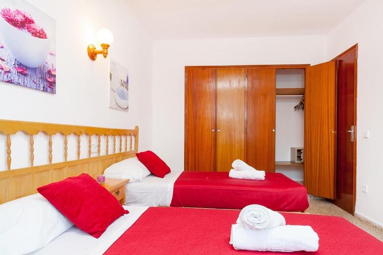 Aparthotel Apartamentos Puet