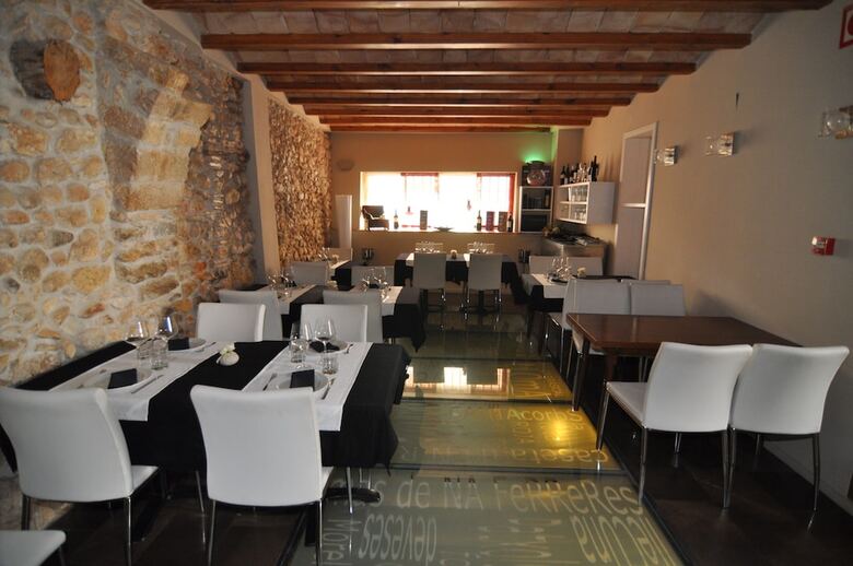 Hostal De Cabrit