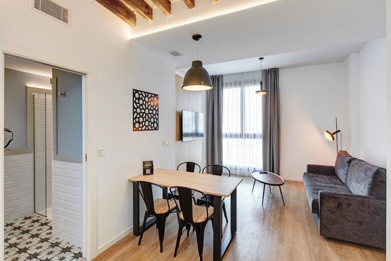 Aparthotel Sercotel Granada Suites