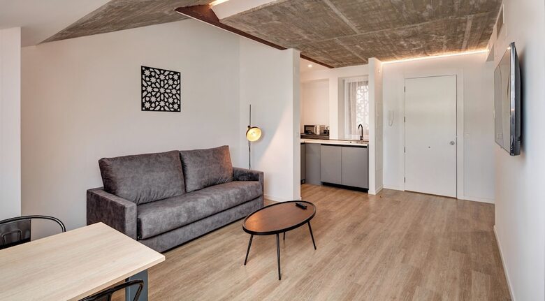 Aparthotel Sercotel Granada Suites
