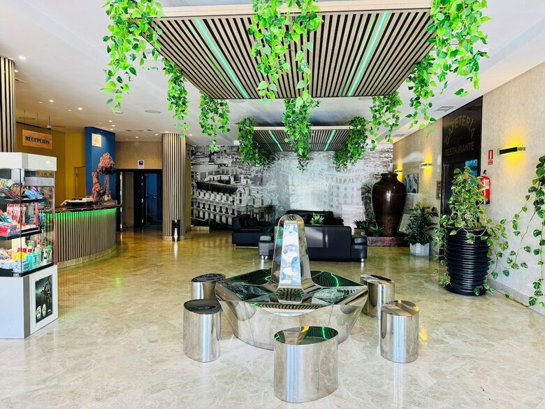 Hotel La Cantue�a