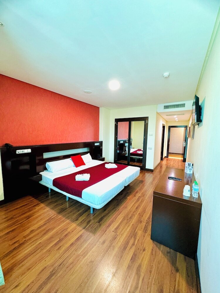 Hotel La Cantue�a