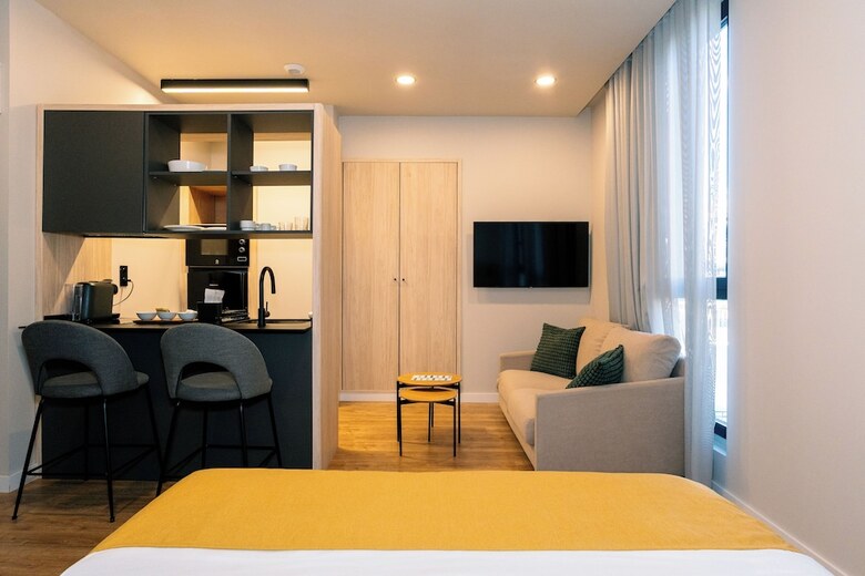 Hotel Dorm4you Arena 2