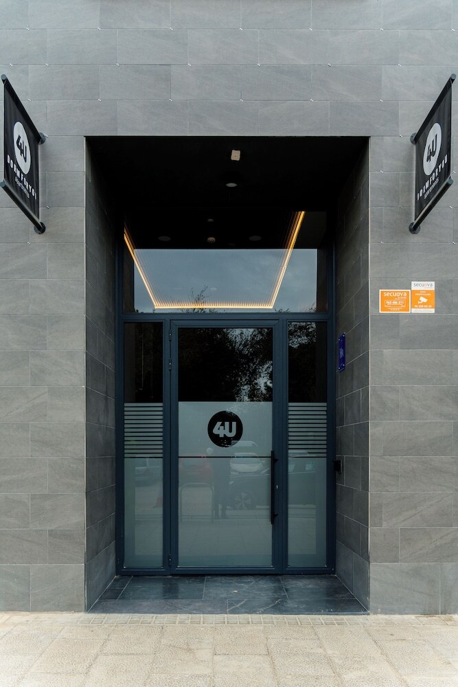 Hotel Dorm4you Arena 2