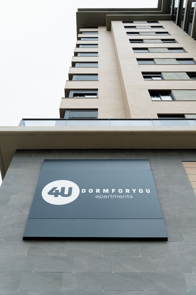 Hotel Dorm4you Arena 2