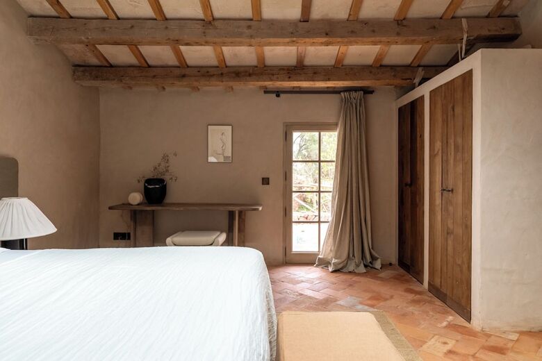 Hotel Vestige Biniduf�