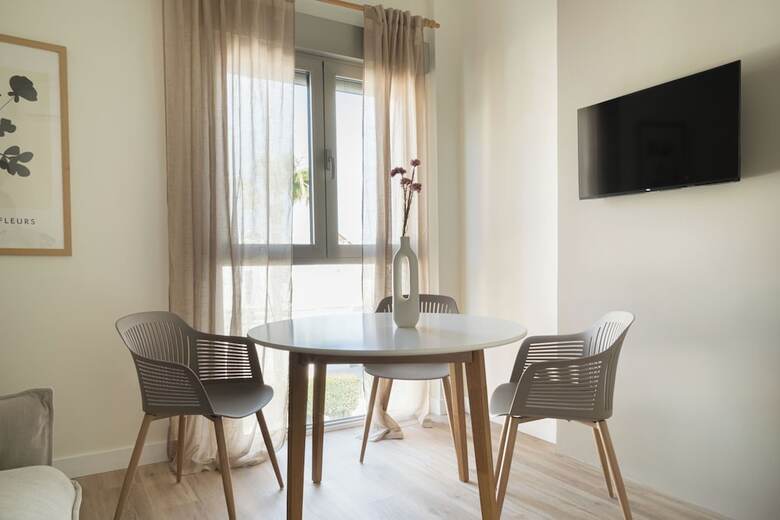 Aparthotel Lan Suites