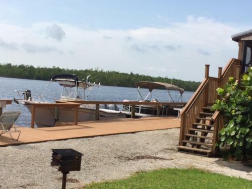 River Wilderness Waterfront Villas