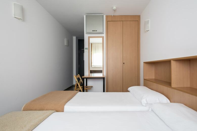 Hostal Residencia Universitaria Resa Campus de Montilivi