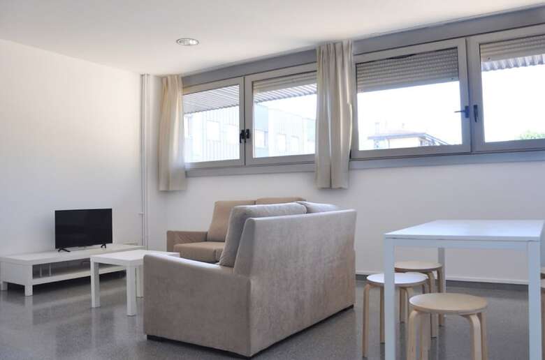 Hostal Residencia Universitaria Resa Campus de Montilivi