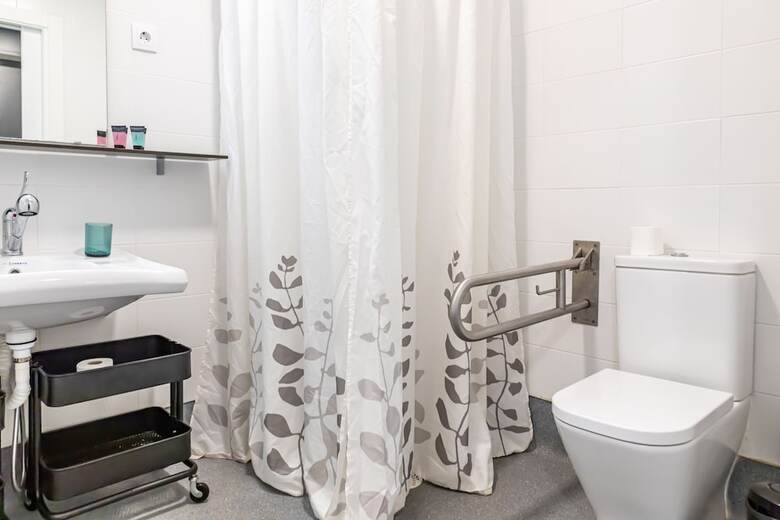Hostal Residencia Universitaria Resa Campus M�laga