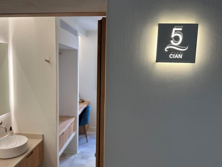 Set Blaus Boutique Hotel