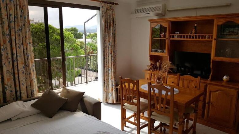 Aparthotel Bella Maria Apartments & Pool Club