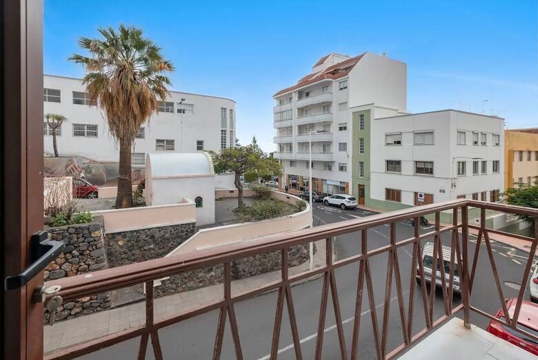 Apartamentos Home Elias La Palma City