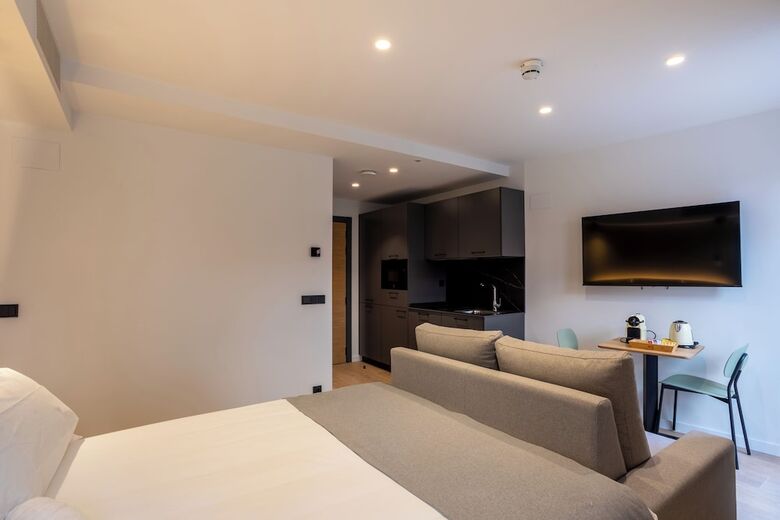 Hotel Be10 Suites