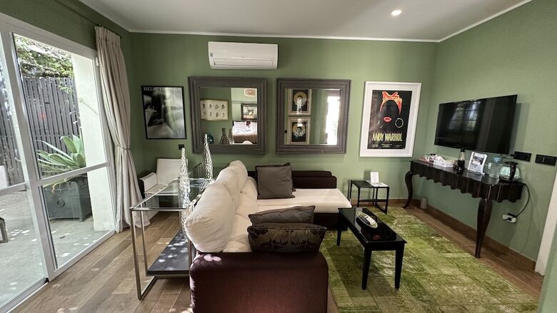 Marbella Boutique Art