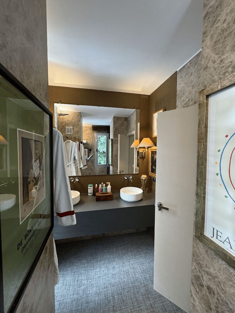 Marbella Boutique Art