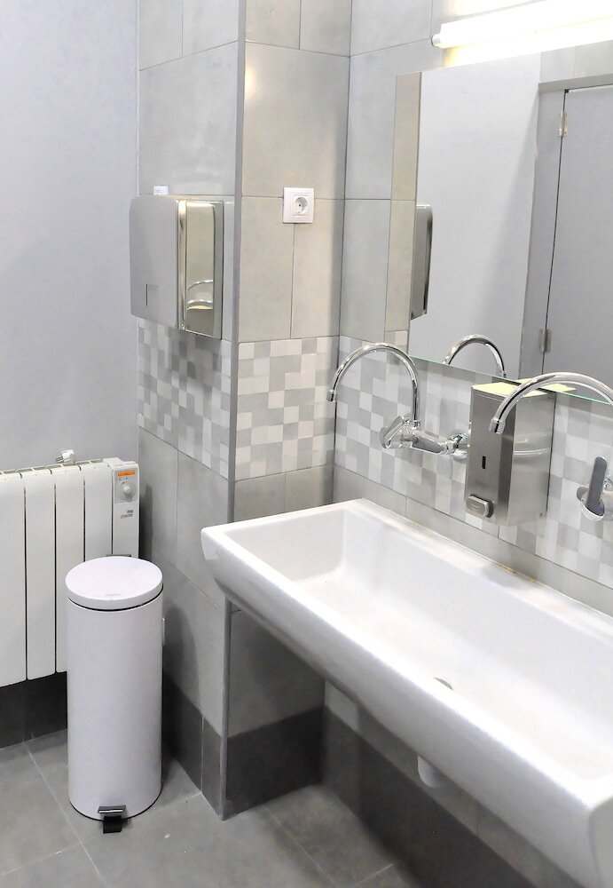 Hostal Quartier Bilbao Hostel