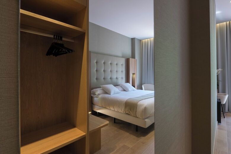 Hotel Chi