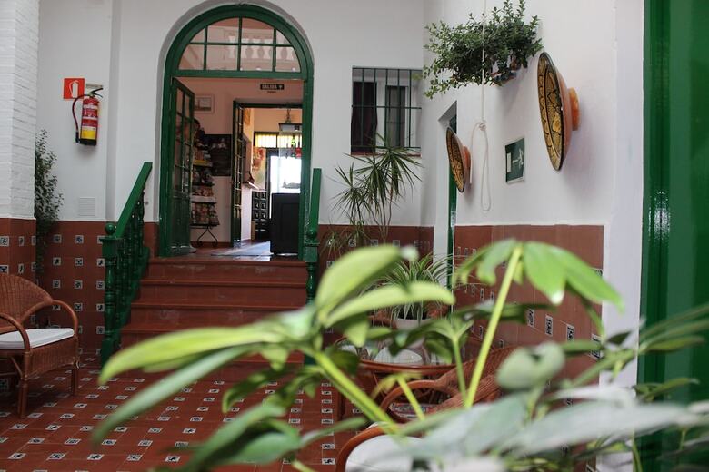 Hostal El Faro