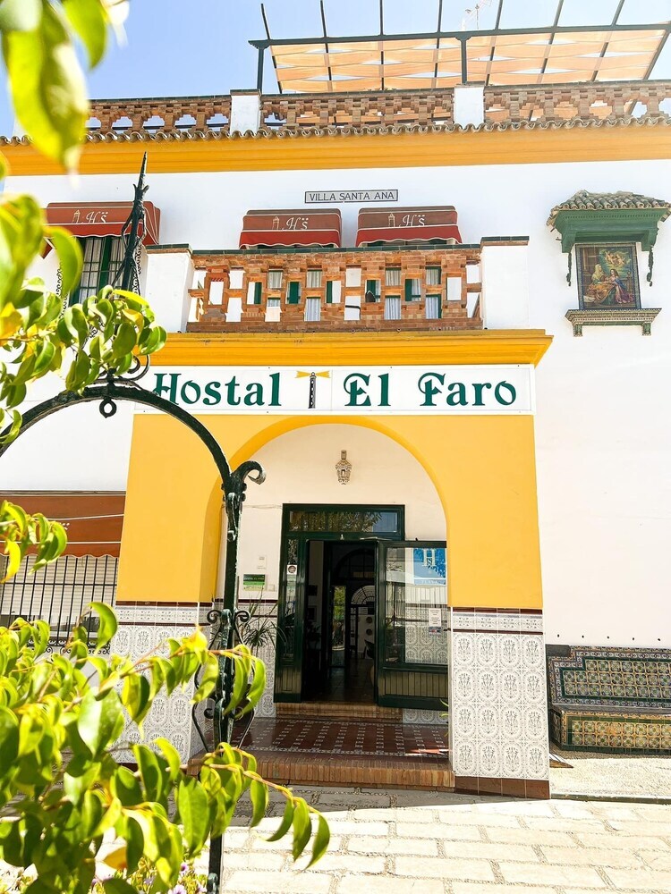 Hostal El Faro