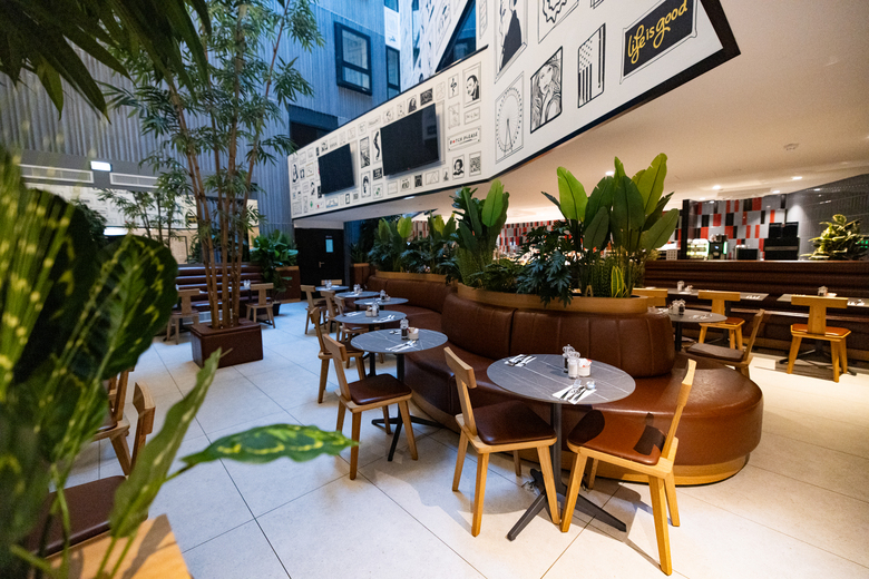 So City Hotel